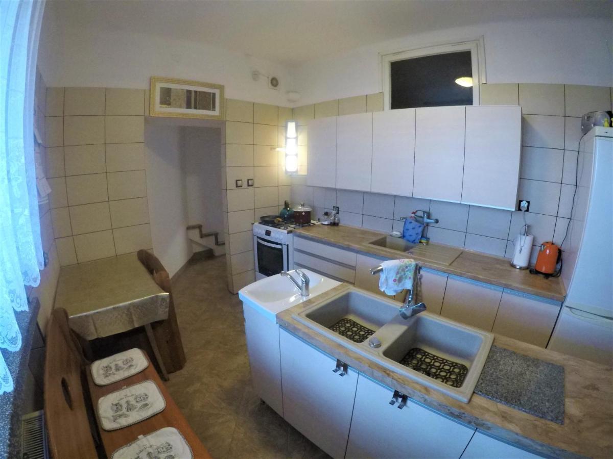 Pokoje Goscinne, Mieszkanie Na Wynajem W Swidniku K Lublina Exteriör bild