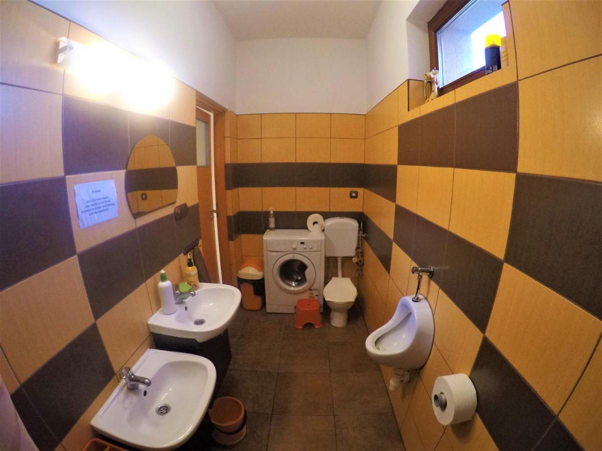 Pokoje Goscinne, Mieszkanie Na Wynajem W Swidniku K Lublina Exteriör bild